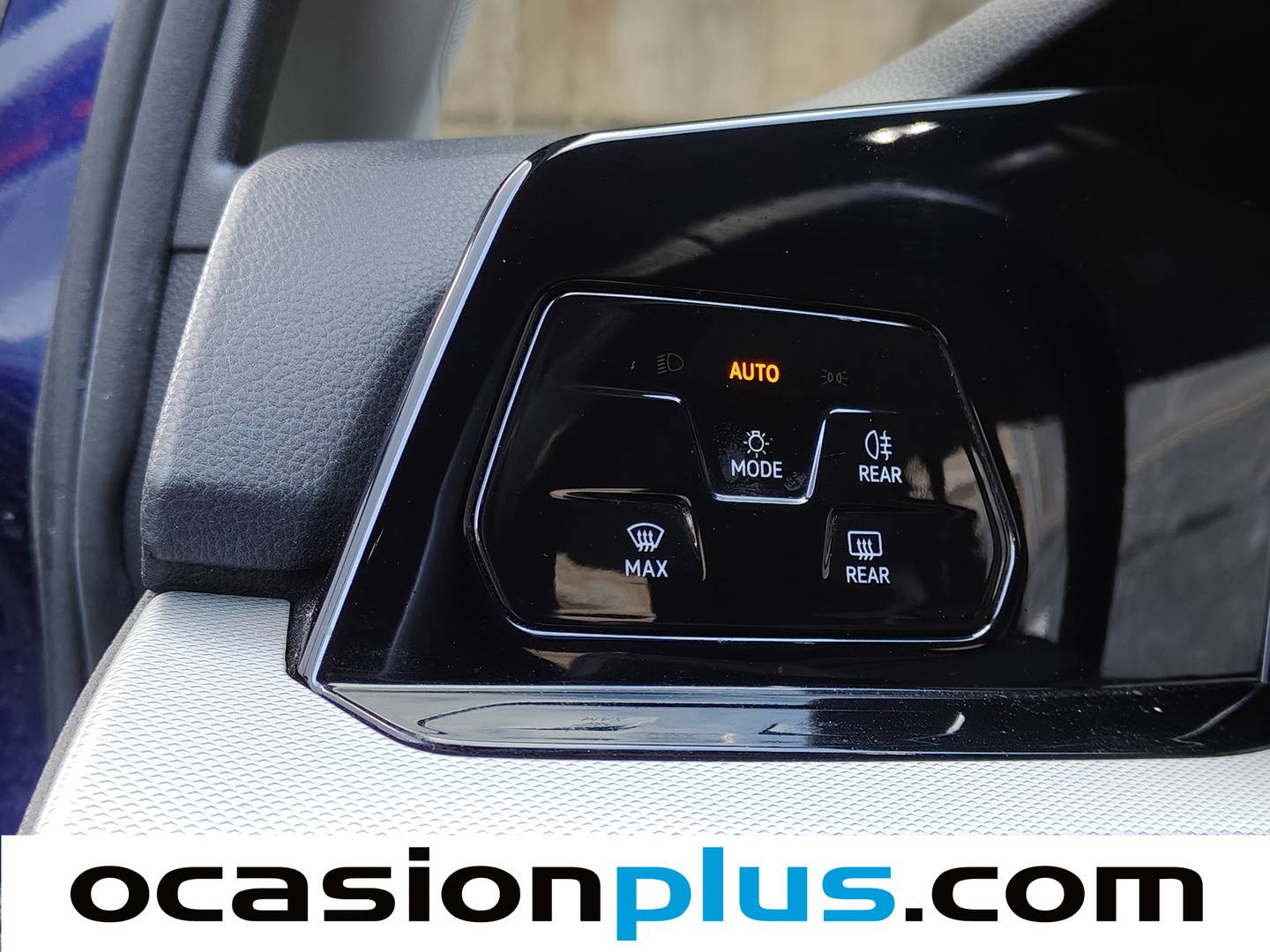 Equipamiento del Volkswagen Golf Volkswagen Golf Golf 2.0 TDI (115 CV)