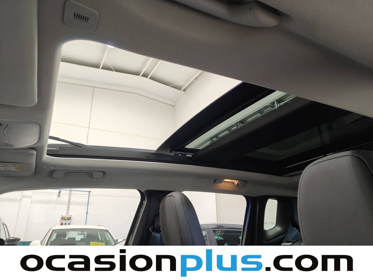 Extras y acabados del Jeep Renegade Jeep Renegade 1.5 MHEV eHybrid Summit DCT (130 CV)