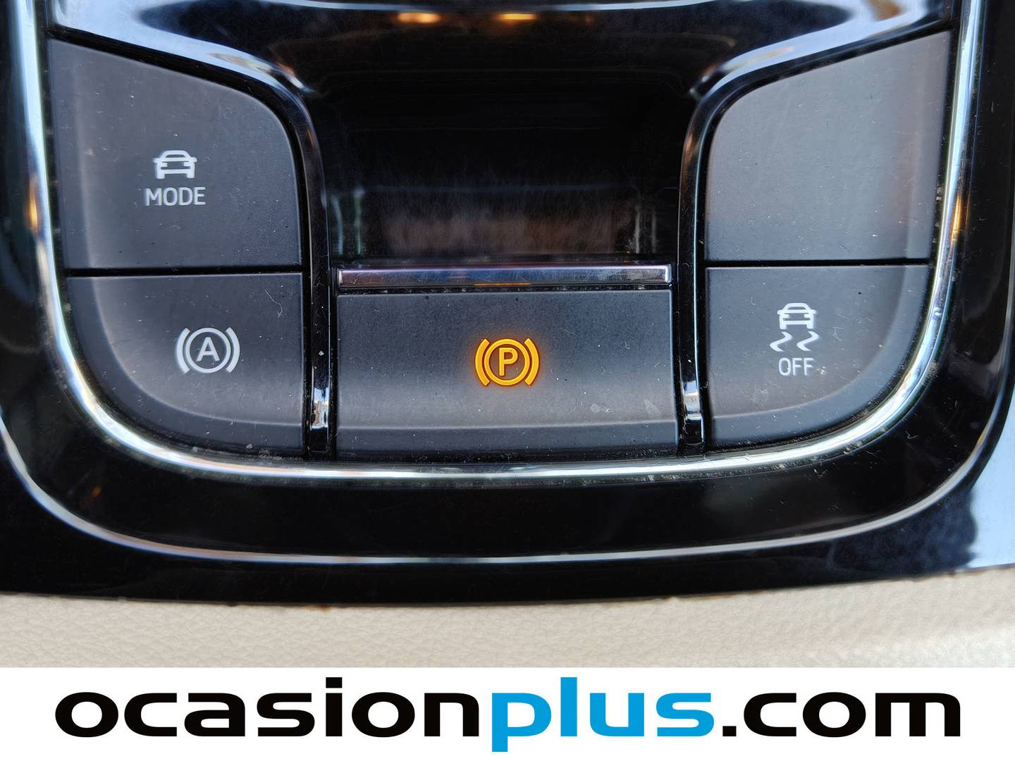 Foto Skoda Karoq Skoda Karoq 1.5 TSI ACT Style (150 CV)