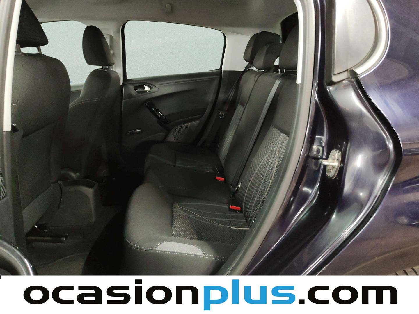 Foto asientos traseros Peugeot 208 Peugeot 208 1.2 PureTech S&S Active ETG5 (82 CV)