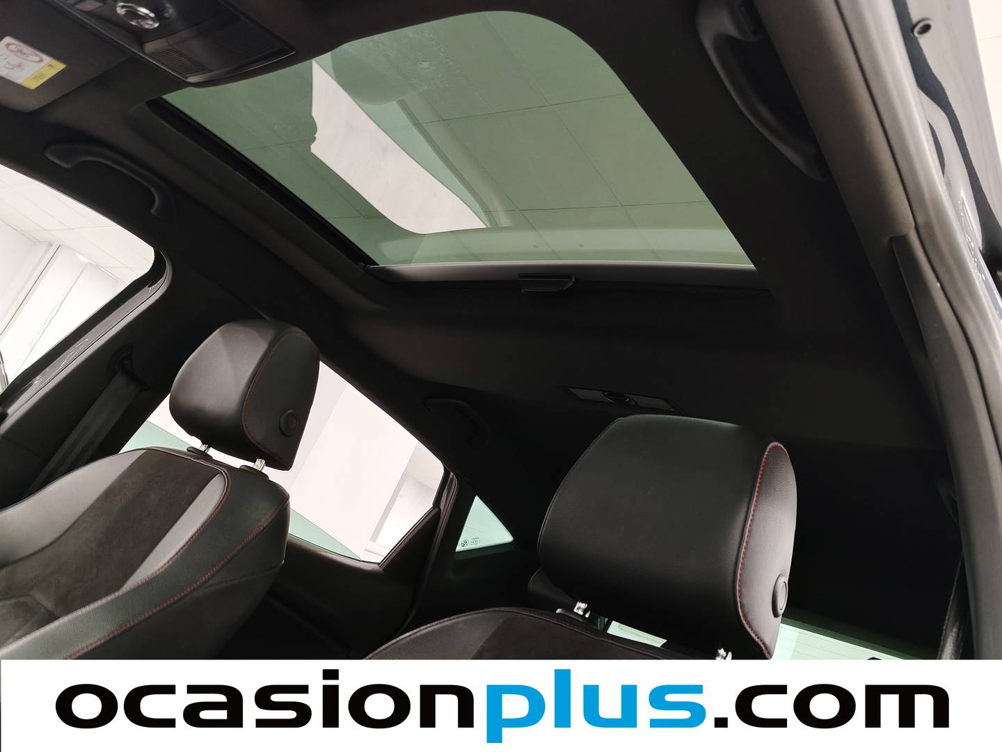 Extras y acabados del Seat León Seat León 1.5 TSI S&S FR Fast Edition Plus DSG (150 CV)