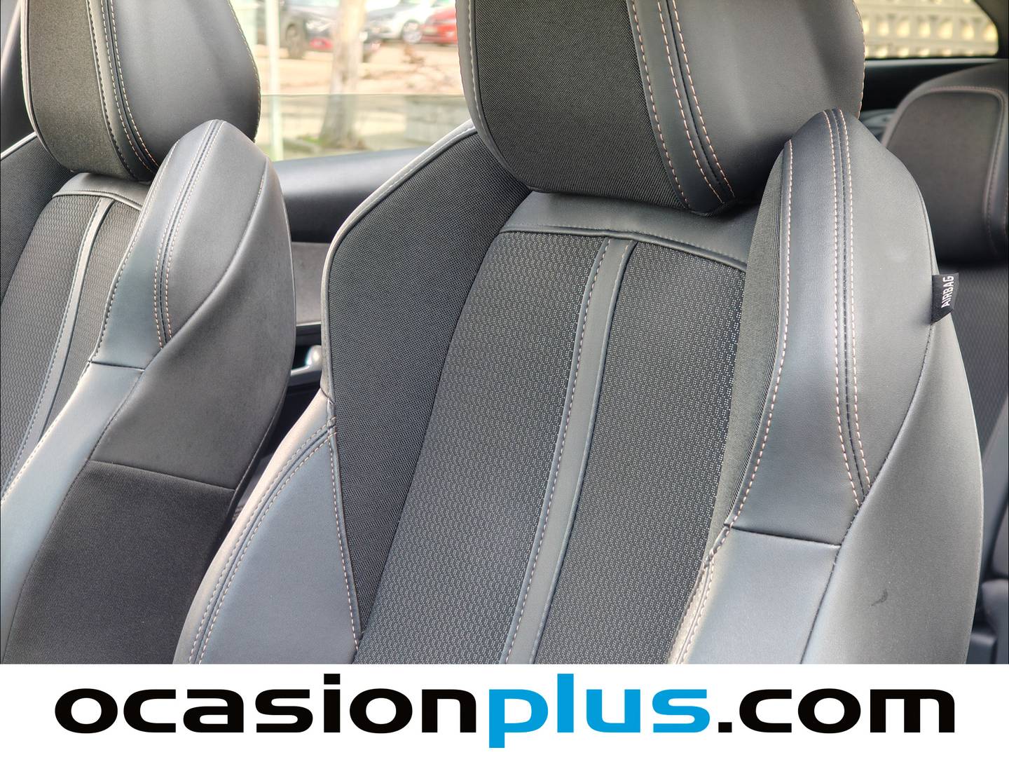 Foto Peugeot 3008 Peugeot 3008 PureTech 130 S&S GT EAT8 (130 CV)