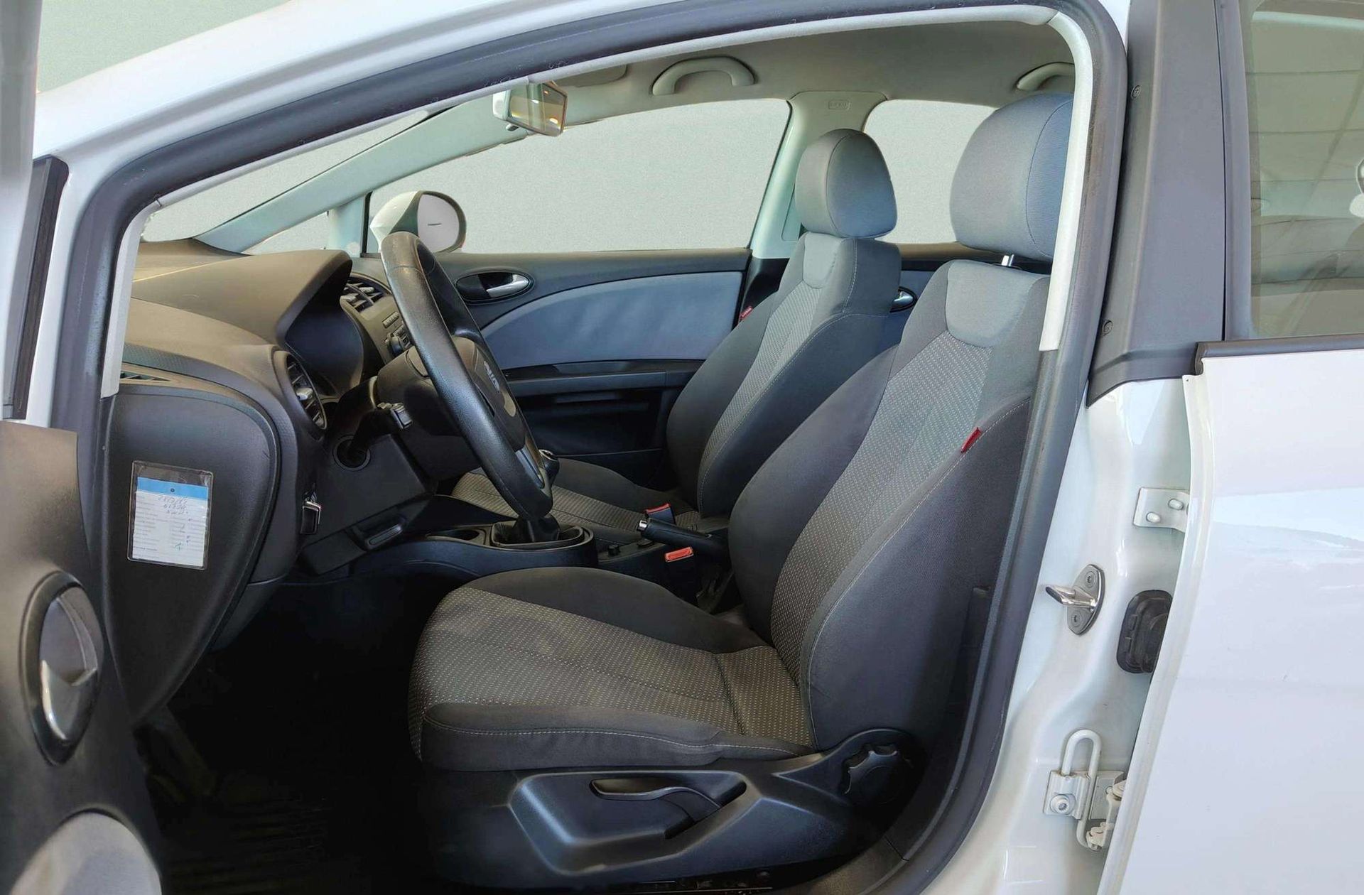 SEAT León 1.4 TSI Reference - foto 8