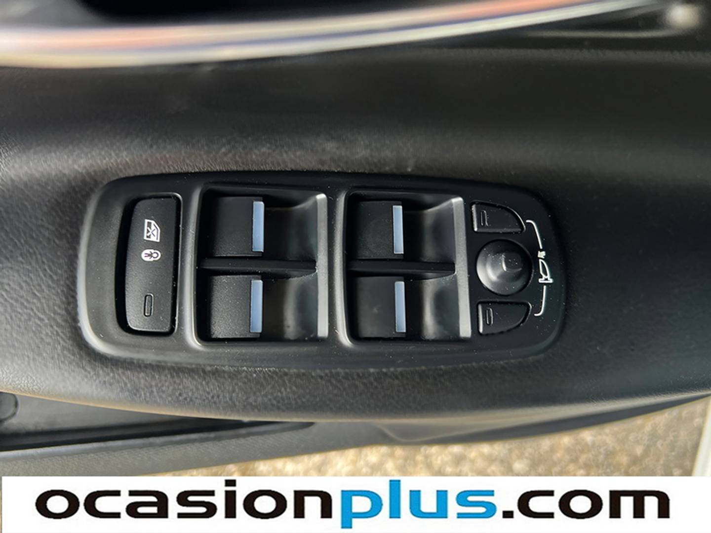 Foto Jaguar XE Jaguar XE 2.0 Diesel XE-Pure RWD (180 CV)