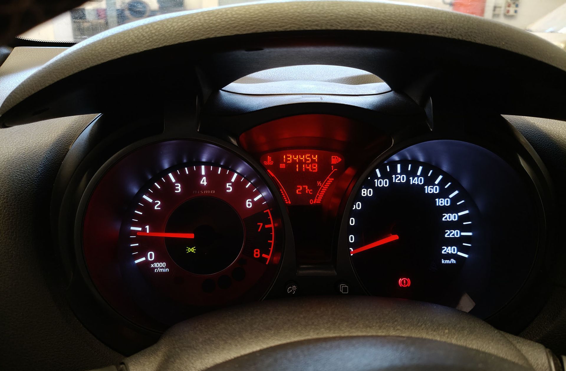 Nissan Juke 1.6 DIG-T Nismo 4x2 - foto 34