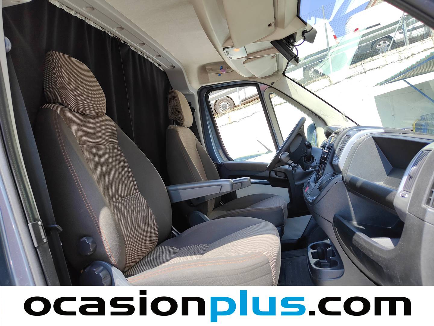 Fotos maletero Fiat Ducato Fiat Ducato Furgon 2.0 Multijet 33 Medio TA (115 CV) Camperizada 4 Plazas