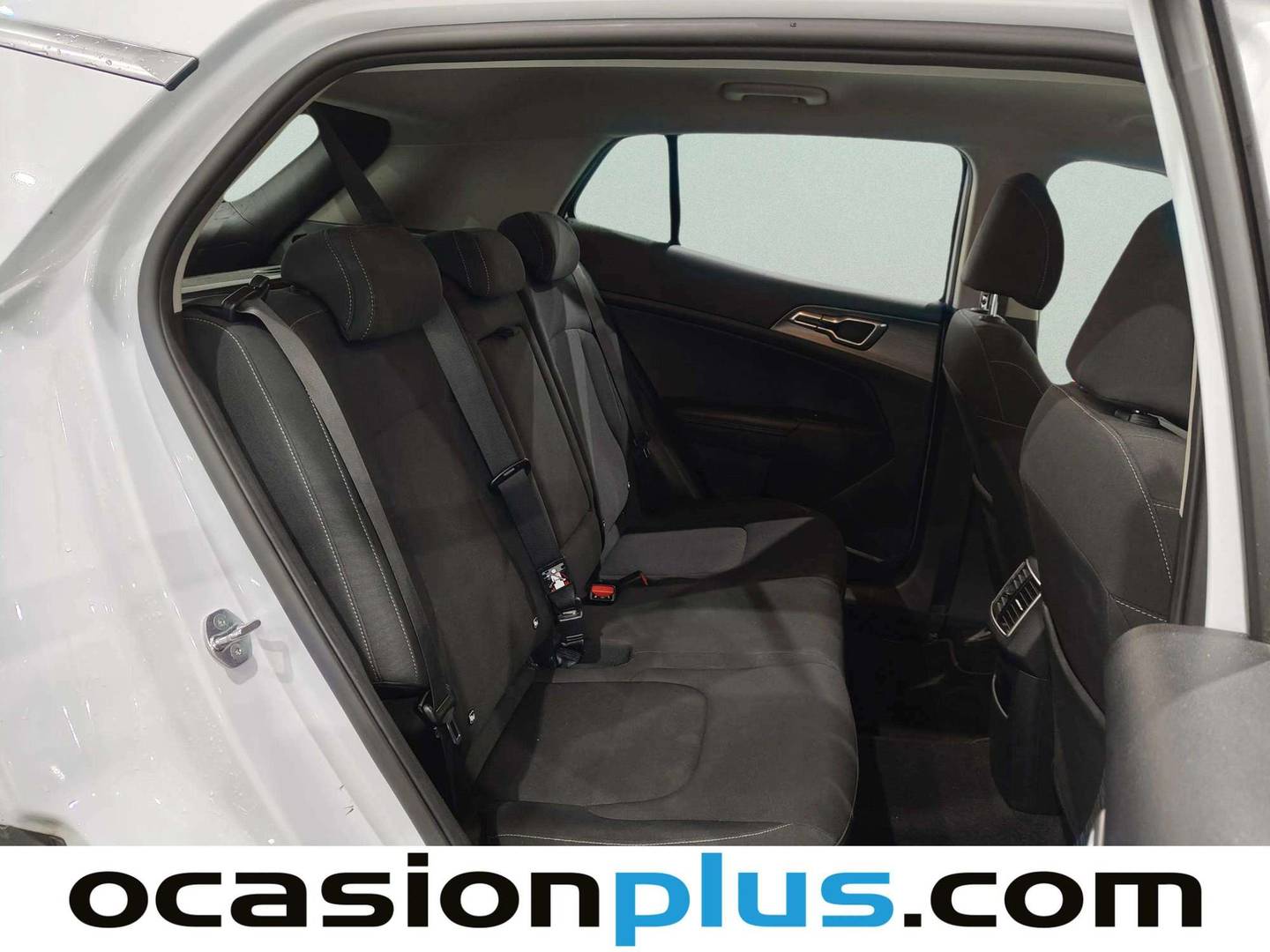 Foto KIA Sportage Kia Sportage 1.6 CRDi MHEV Business 4x2 (136 CV)