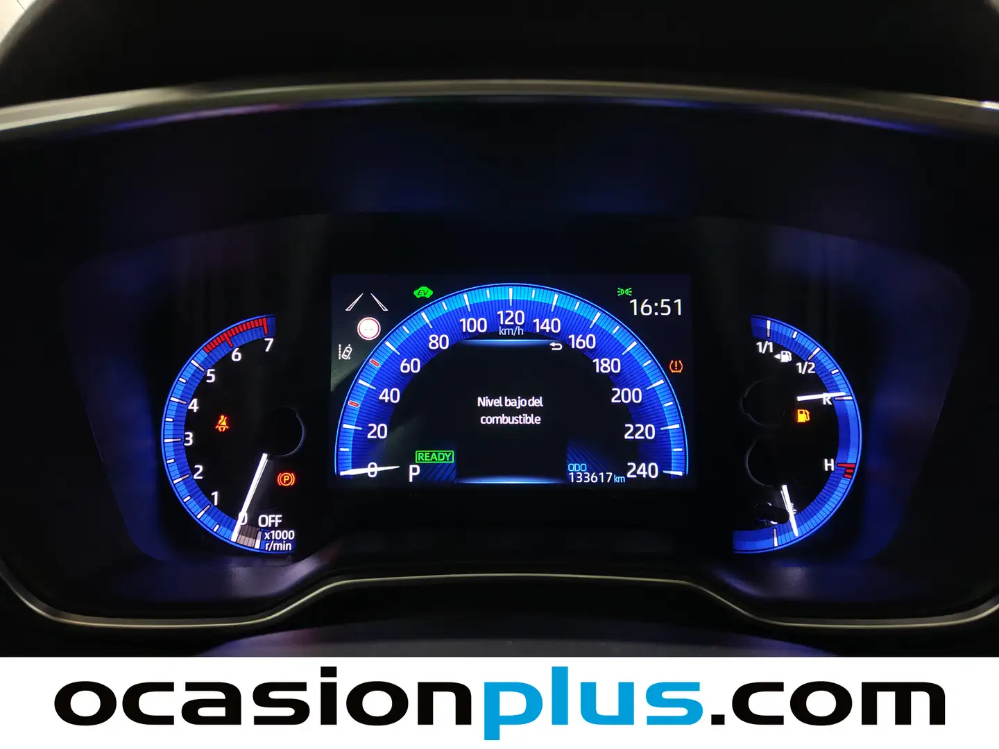 Foto Toyota Corolla Toyota Corolla 1.8 125 Híbrido Active Tech E-CVT Sedán (122 CV)