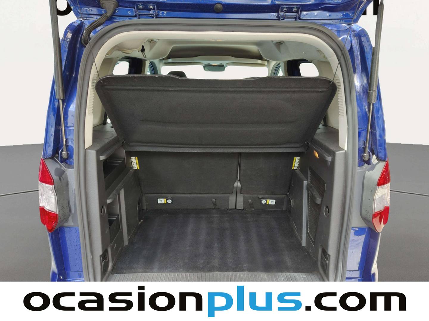 Fotos maletero Ford Tourneo Courier Ford Tourneo Courier 1.0 EcoBoost Titanium (100 CV)