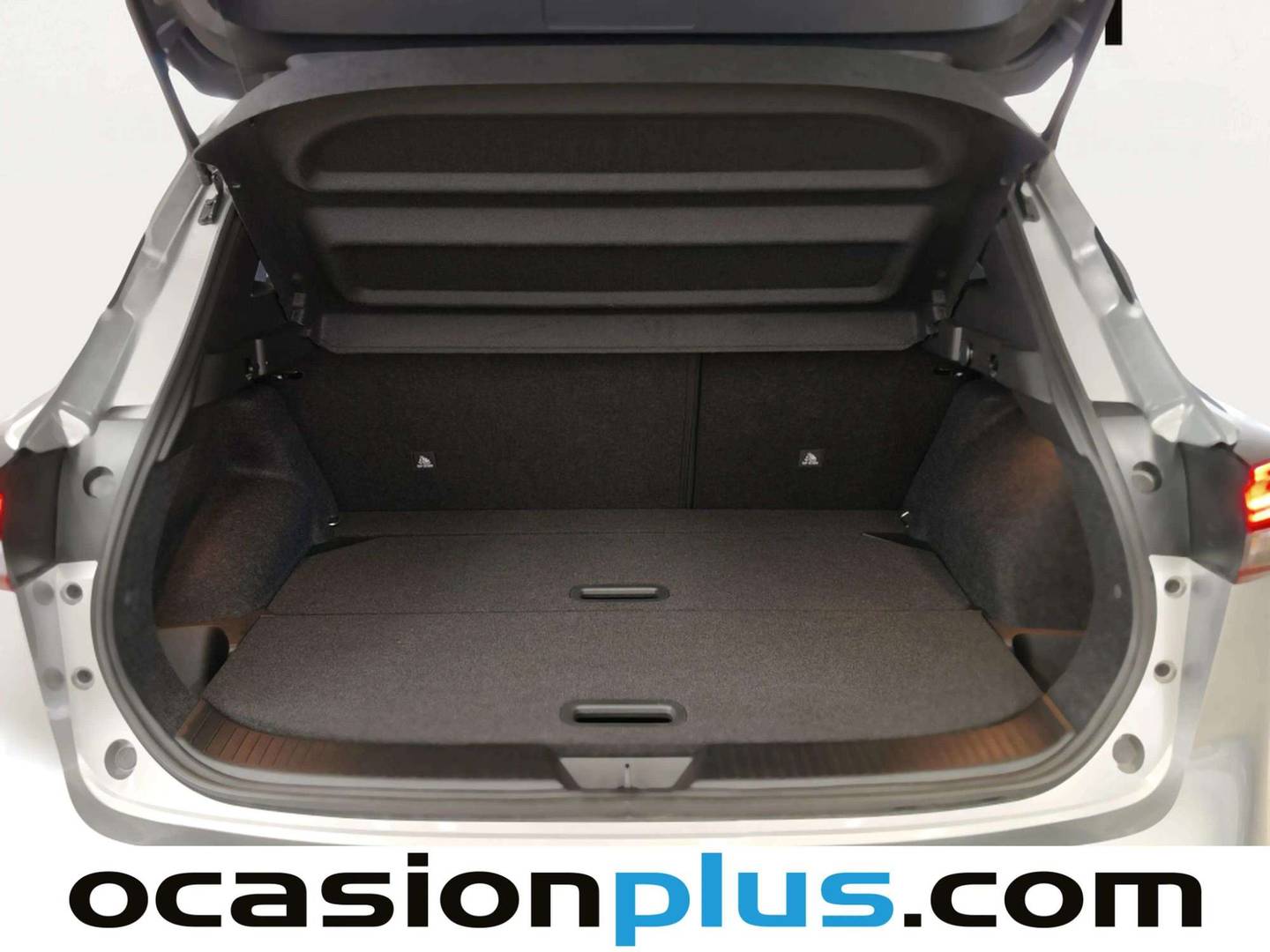 Fotos maletero Nissan QASHQAI Nissan Qashqai DIG-T 140 mHEV N-Connecta 4x2 (140 CV)