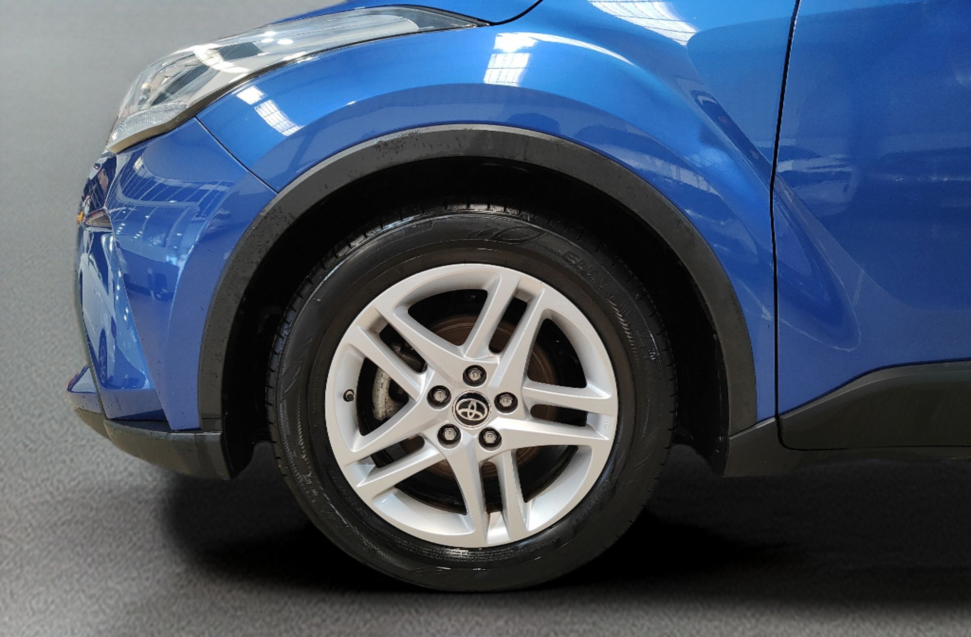 Toyota C-HR 1.8 125H Active - foto 30