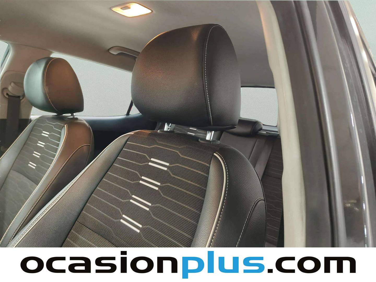 Equipamiento del KIA Stonic KIA Stonic 1.0 T-GDi MHEV iMT GT Line (100 CV)