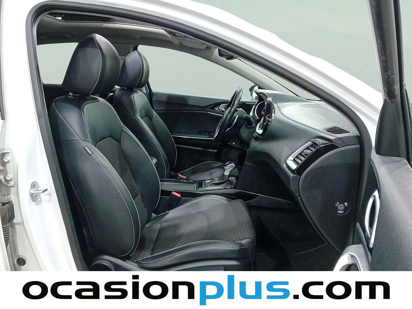 Foto KIA Ceed Kia Ceed 1.6 CRDi Launch Edition DCT (136 CV)