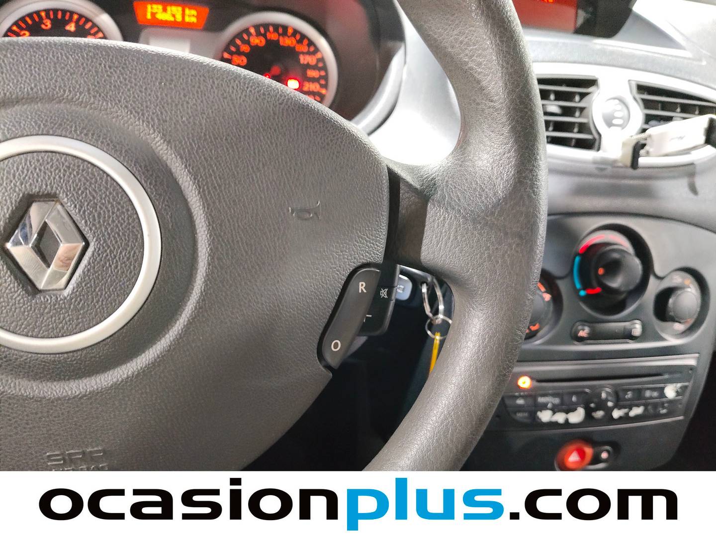 Renault Clio Renault Clio Expression 1.2 16v 55 kW (75 CV) de ocasión