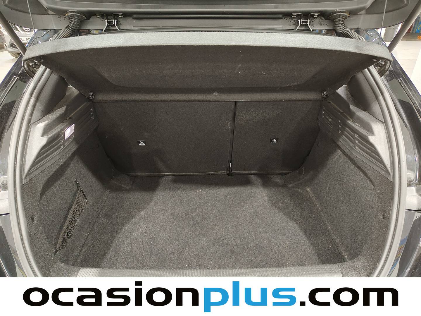 Foto Peugeot 308 Peugeot 308 PureTech 130 S&S Active Pack EAT8 (130 CV)