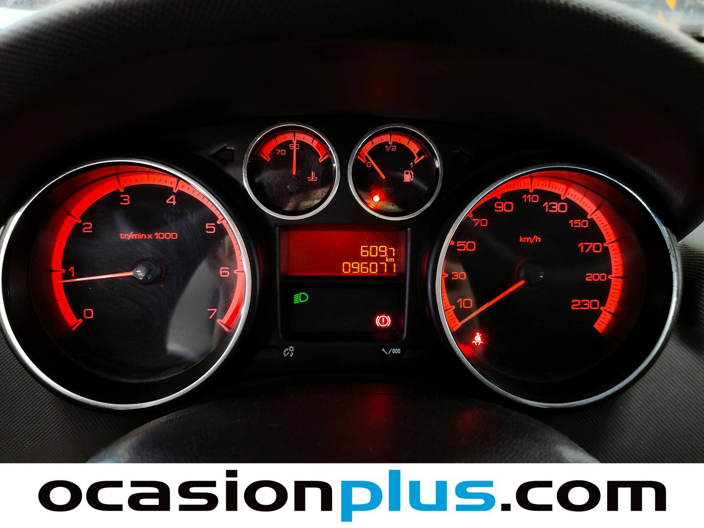 Peugeot 308 Peugeot 308 1.4 VTi Access (98 CV) 2012
