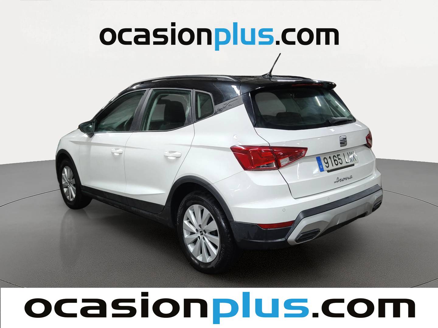 Foto trasera Seat Arona Seat Arona 1.0 TSI Reference (95 CV) derecha