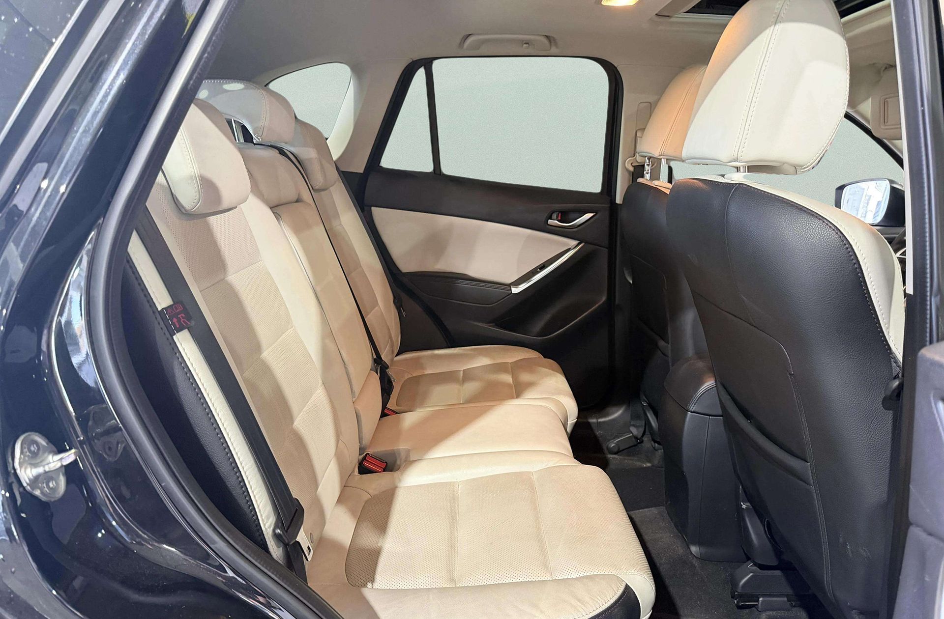 Mazda CX-5 2.2 DE Luxury Premium Travel SunRoof 4WD - foto 18