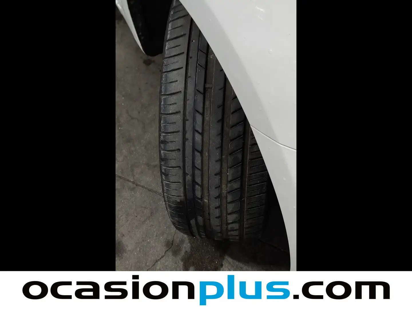 Foto KIA Carens Kia Carens 1.6 GDi UEFA Euro 2016 Eco-Dynamics (135 CV)