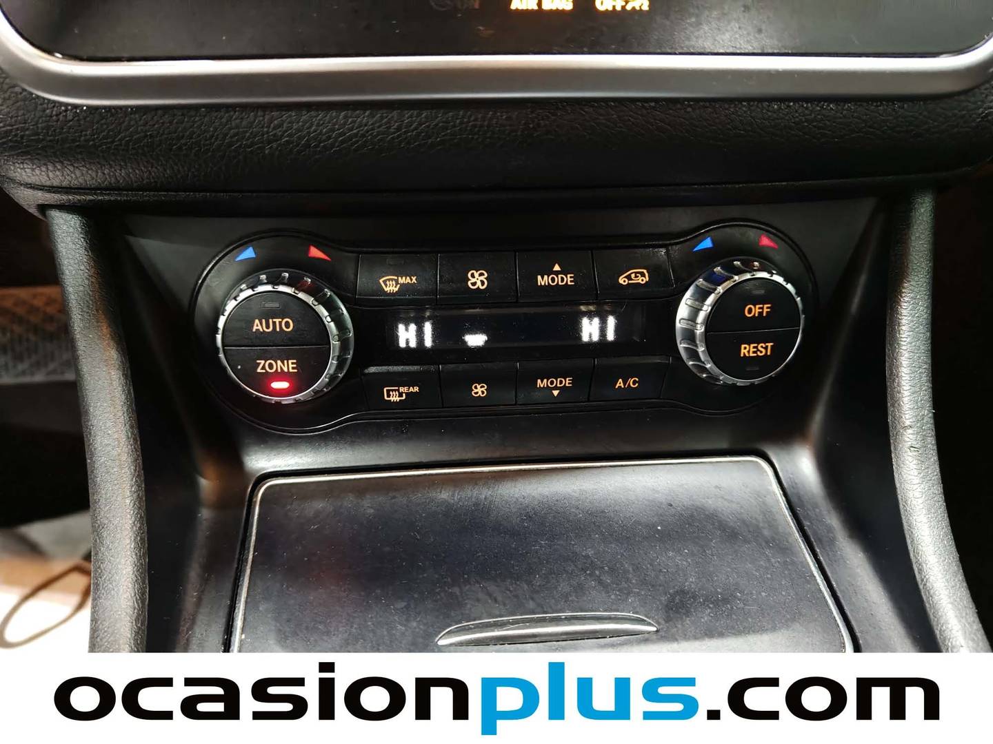 Foto Mercedes GLA Mercedes-Benz GLA GLA 180 (122 CV)