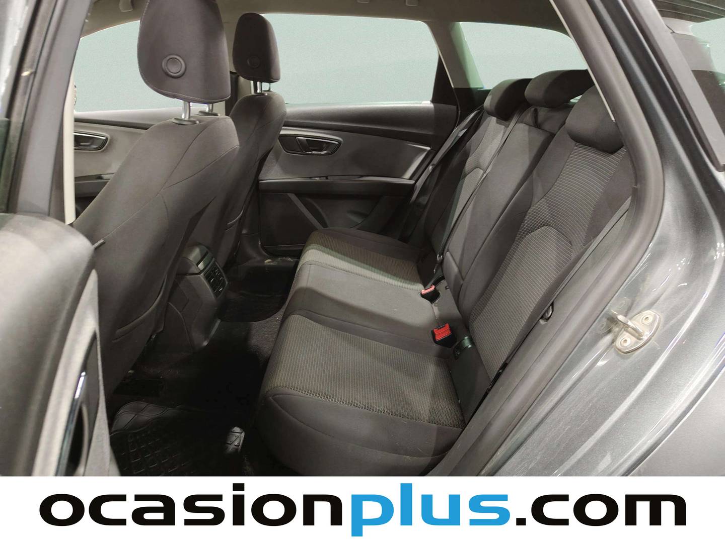 Foto asientos traseros Seat León SEAT León ST 1.6 TDI S&S Style Advanced Nav (115 CV)