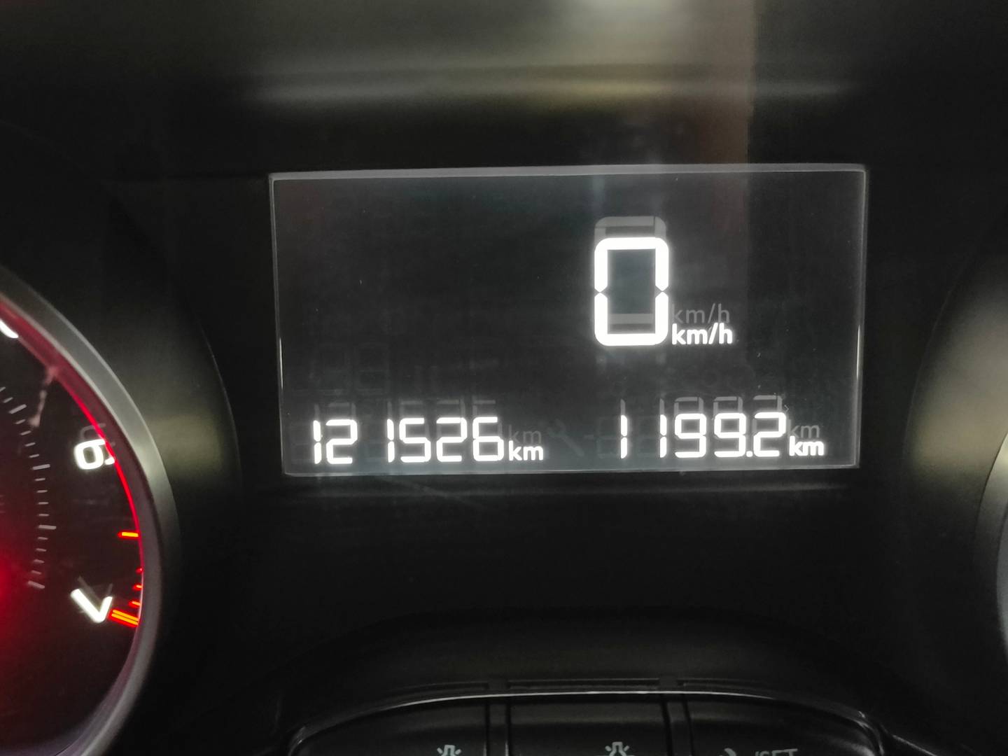 Foto Peugeot 208 Peugeot 208 PureTech Signature (82 CV)