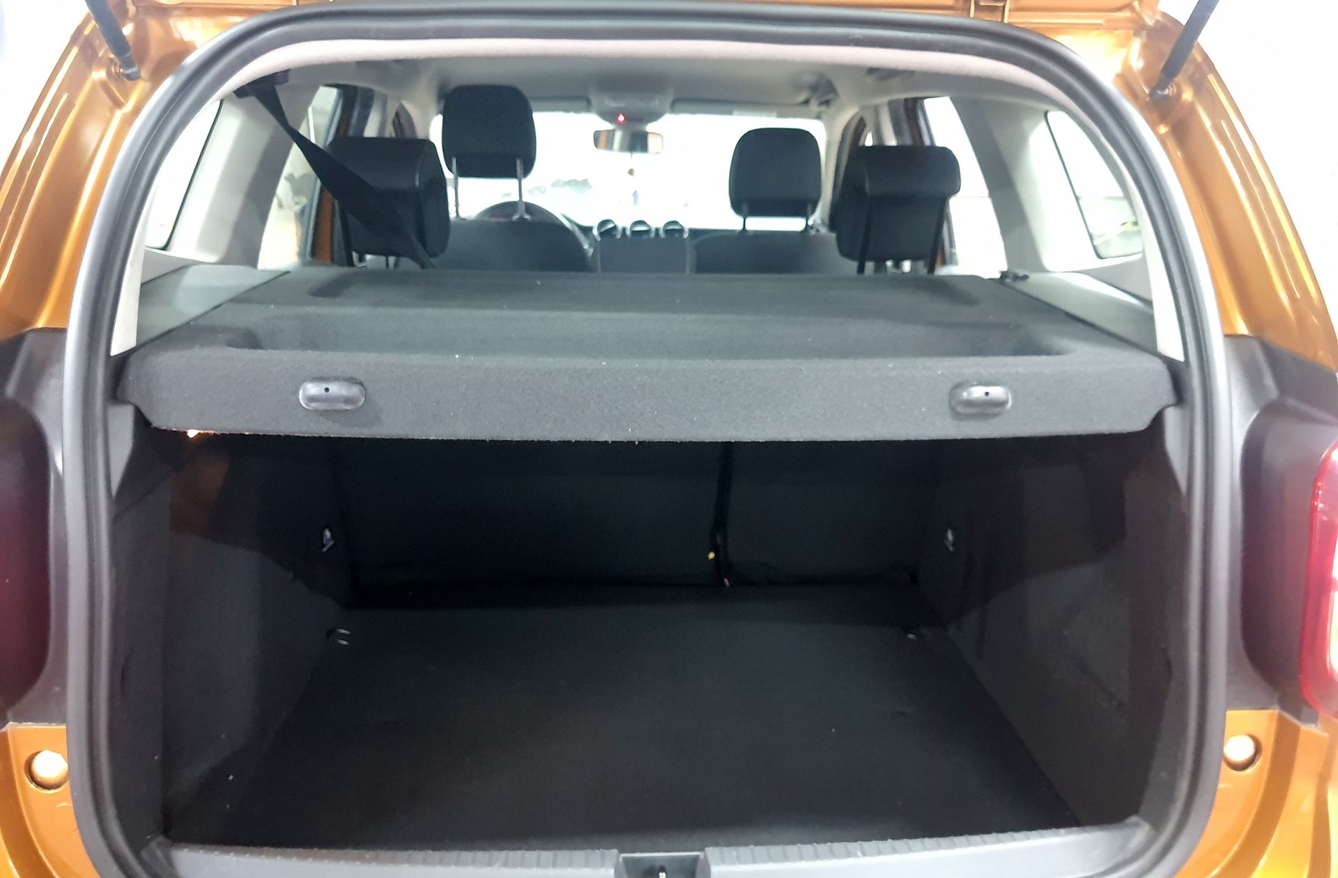 Dacia Duster Comfort 1.6 4x2 - foto 14