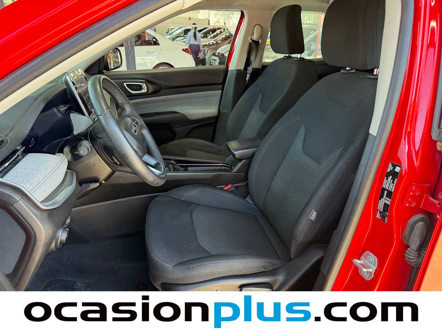 Foto asientos delanteros Jeep Compass Jeep Compass eHybrid 1.5 MHEV Longitude DCT (130 CV)