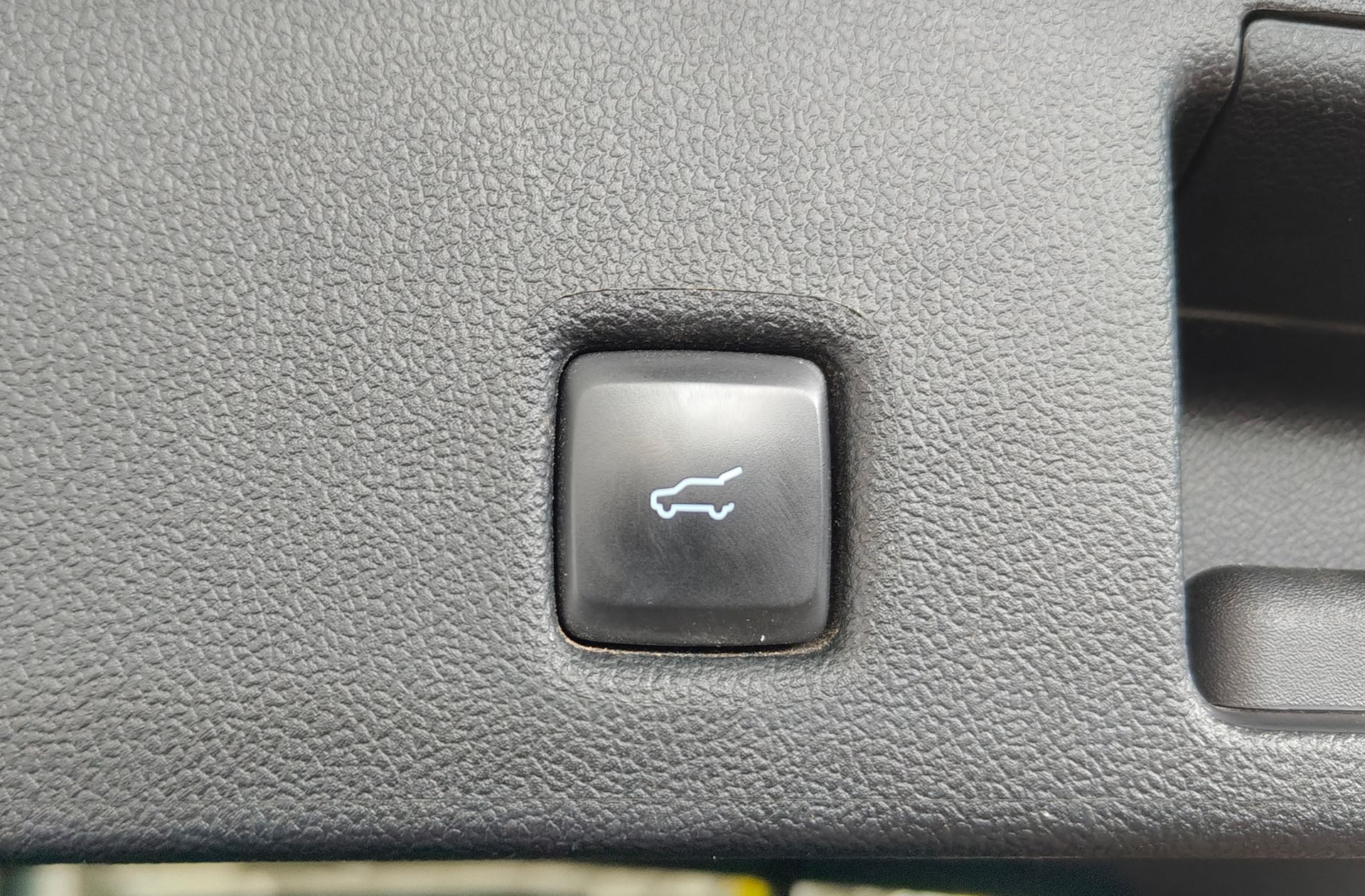 Ford Kuga 2.5 Duratec PHEV Active X - foto 21