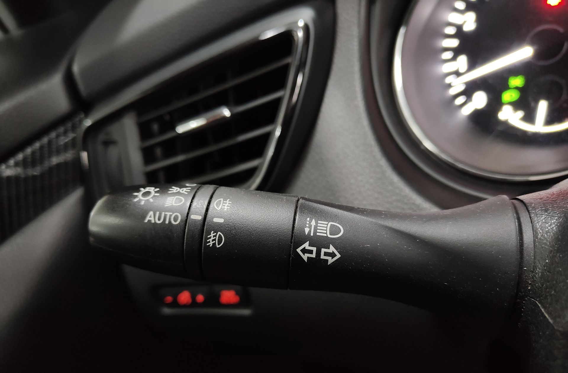 Nissan X-Trail DIG-T Tekna - foto 28
