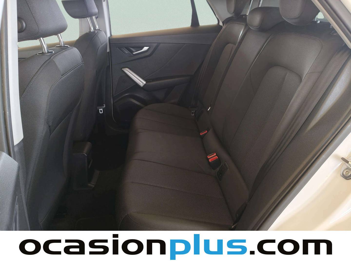 Foto asientos traseros Audi Q2 Audi Q2 Advanced 30 TDI (116 CV)