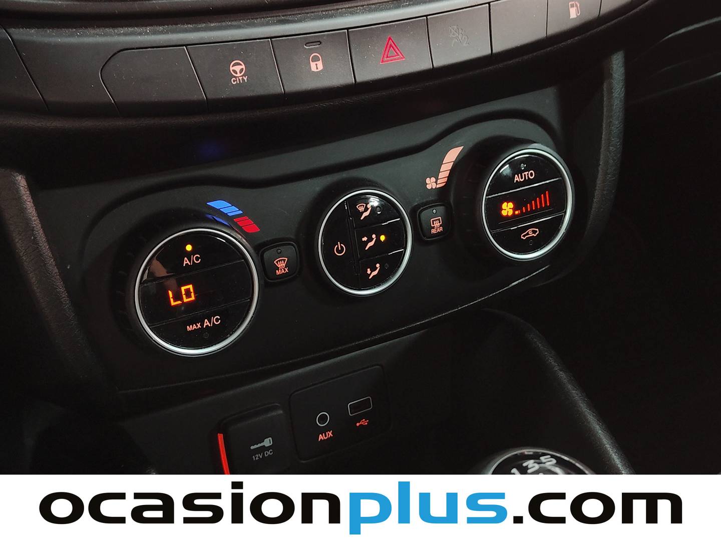 Accesorios del Fiat Tipo Fiat Tipo 1.4 T-Jet Gasolina/GLP Lounge  (120 CV)