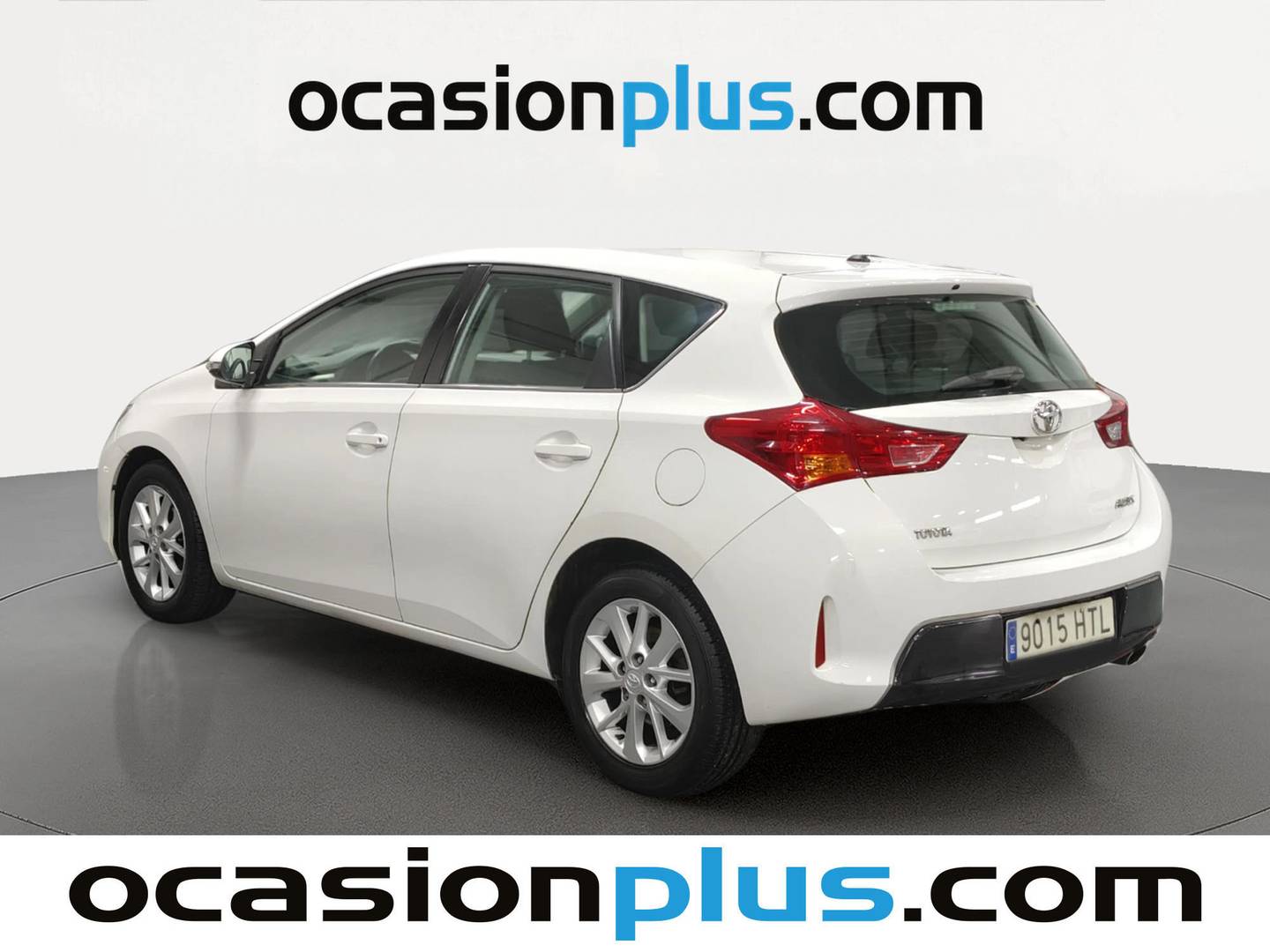 Foto trasera Toyota Auris Toyota Auris 130 Active (132 CV) izquierda