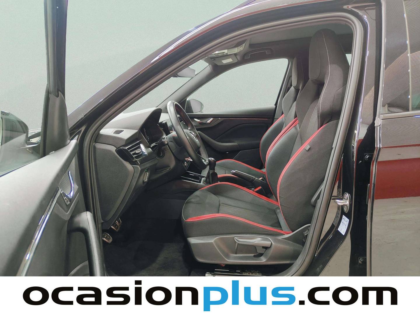Foto asientos delanteros Skoda Kamiq Skoda Kamiq 1.5 TSI Monte Carlo (150 CV)