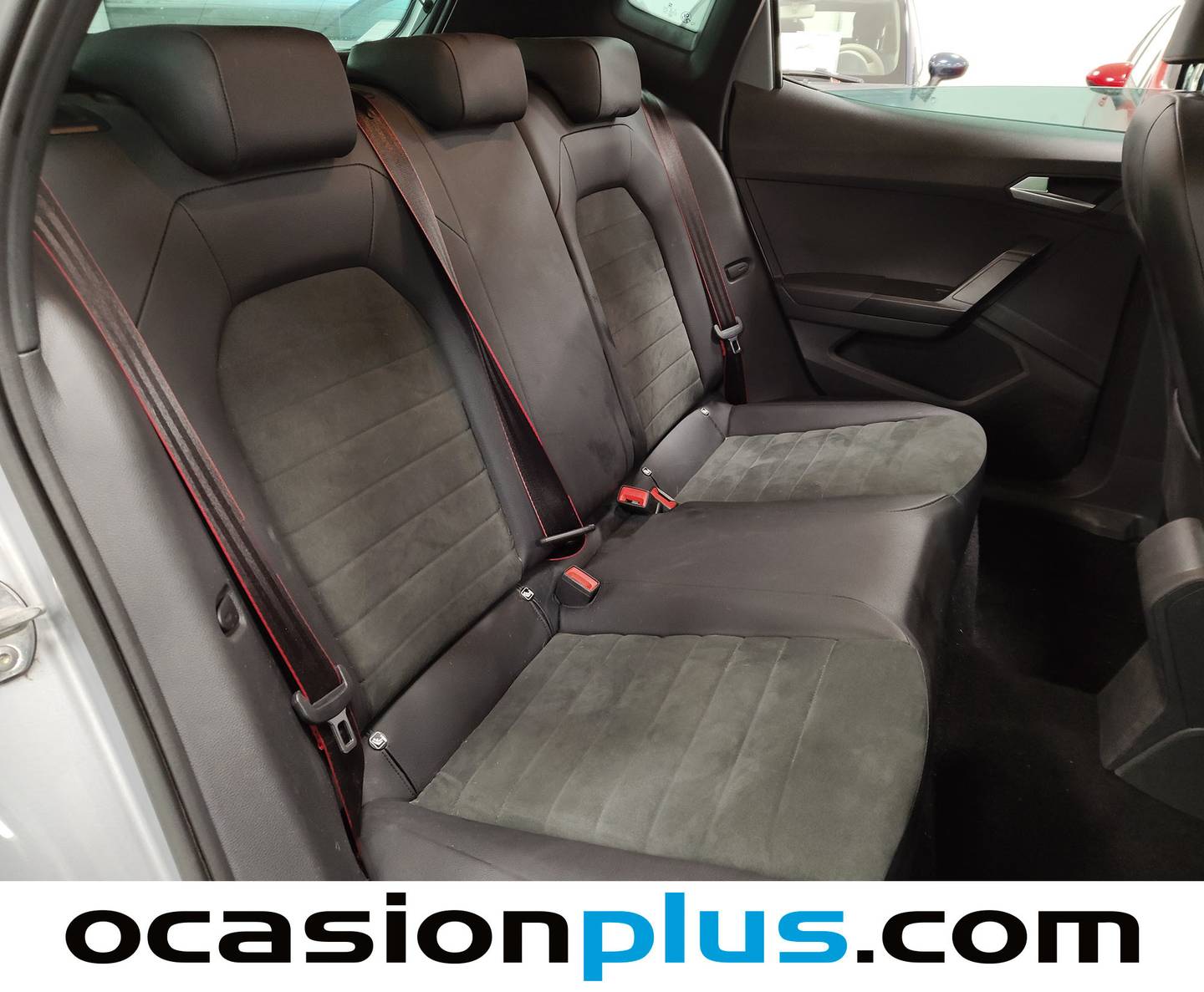 Foto Seat Arona SEAT Arona 1.5 TSI FR XL DSG  (150 CV)