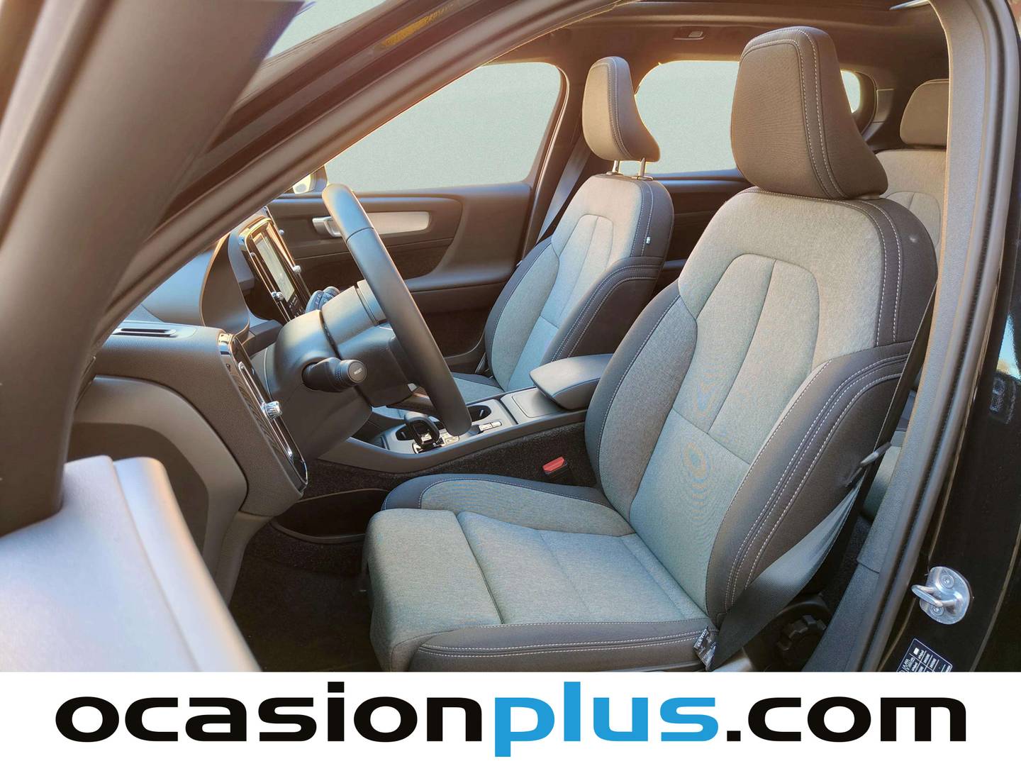 Foto asientos delanteros Volvo XC40 Volvo XC40 B3 G Core Auto (163 CV)
