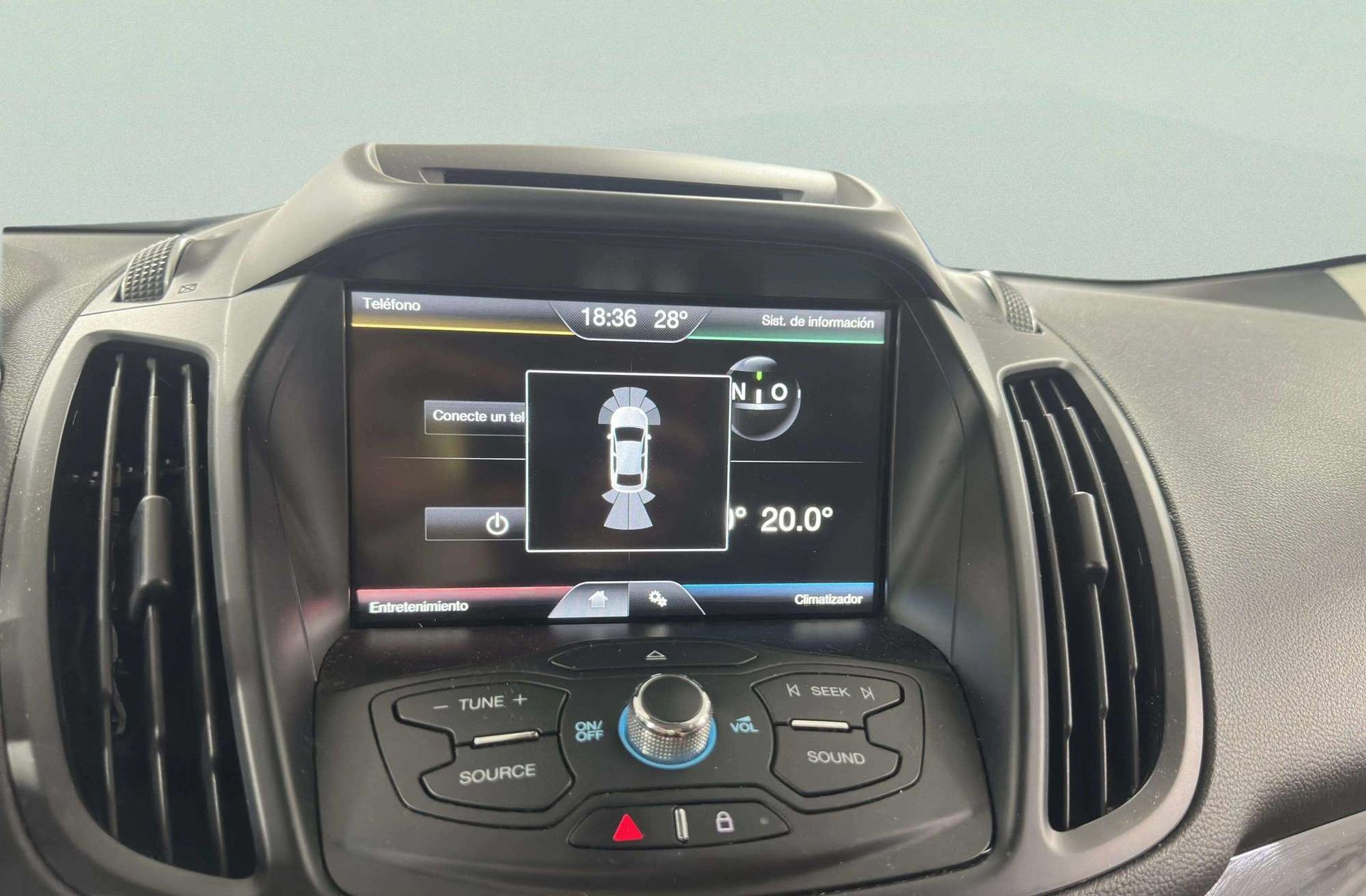 Ford Kuga 1.5 EcoBoost Titanium 4x4 - foto 7