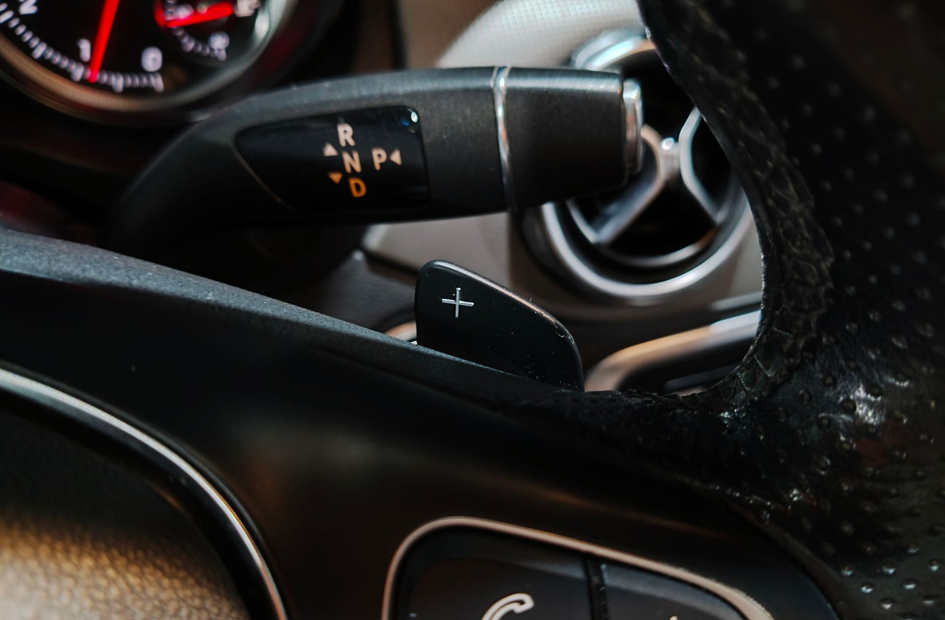 Mercedes-Benz GLA 180 - foto 29