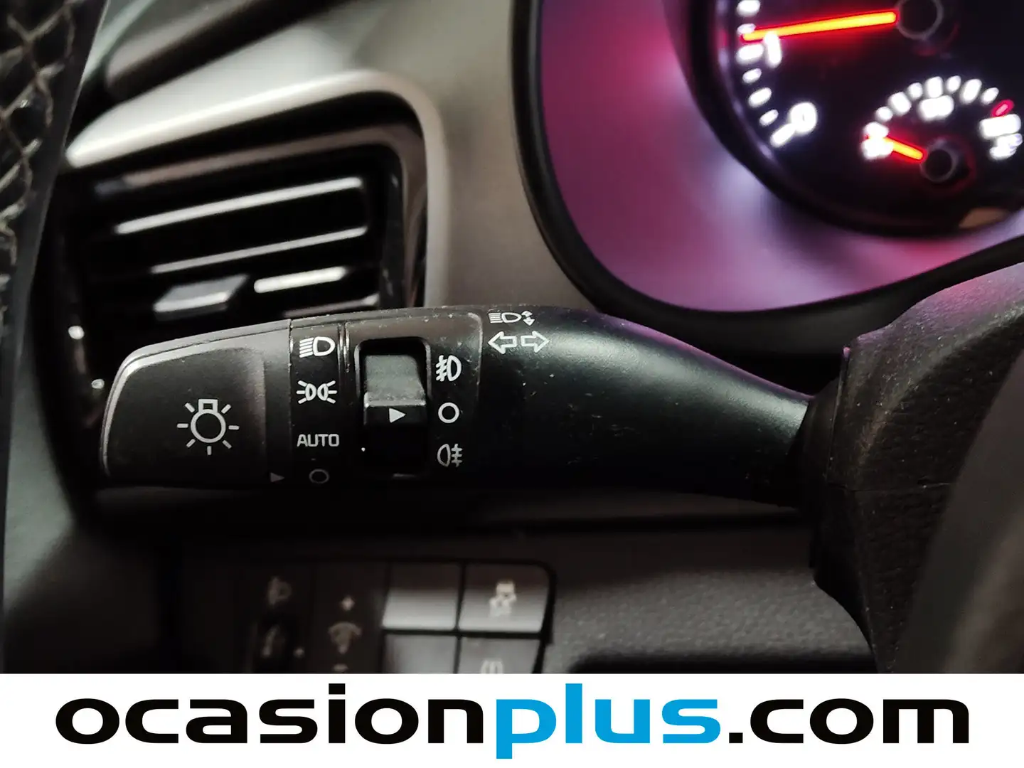 Foto KIA Stonic Kia Stonic 1.0 T-GDi Black Edition (100 CV)