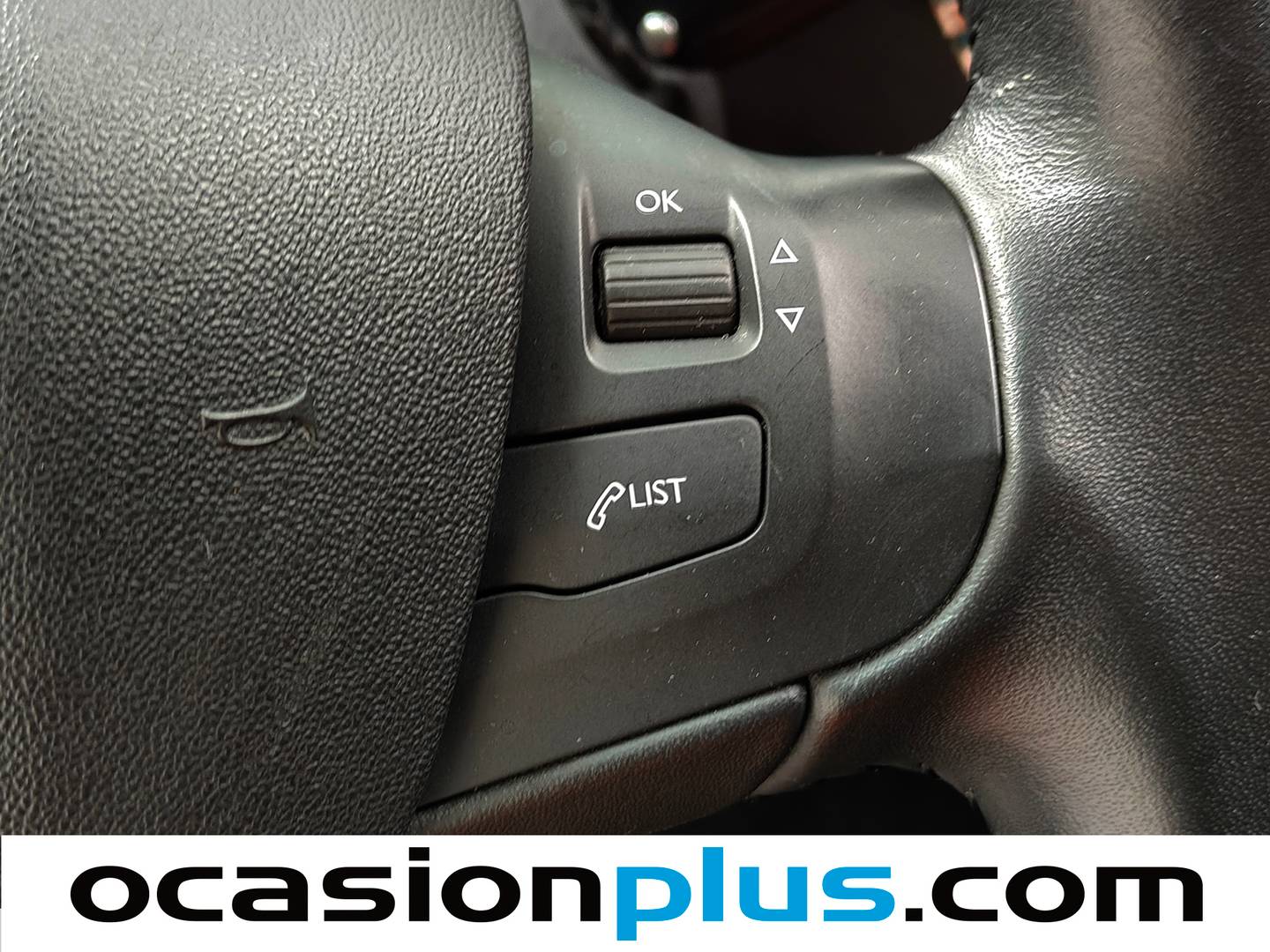 Peugeot 208 Peugeot 208 PureTech Signature (82 CV) de ocasión