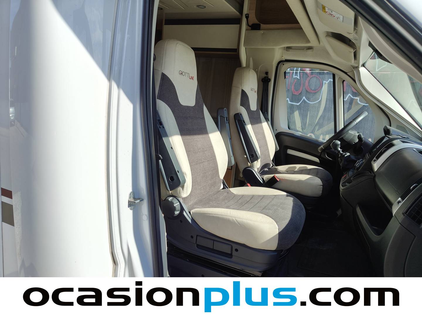 Foto GiottiLine Siena 322 GiottiLine Siena 322 2.2 Diesel (140 CV) 4 Plazas