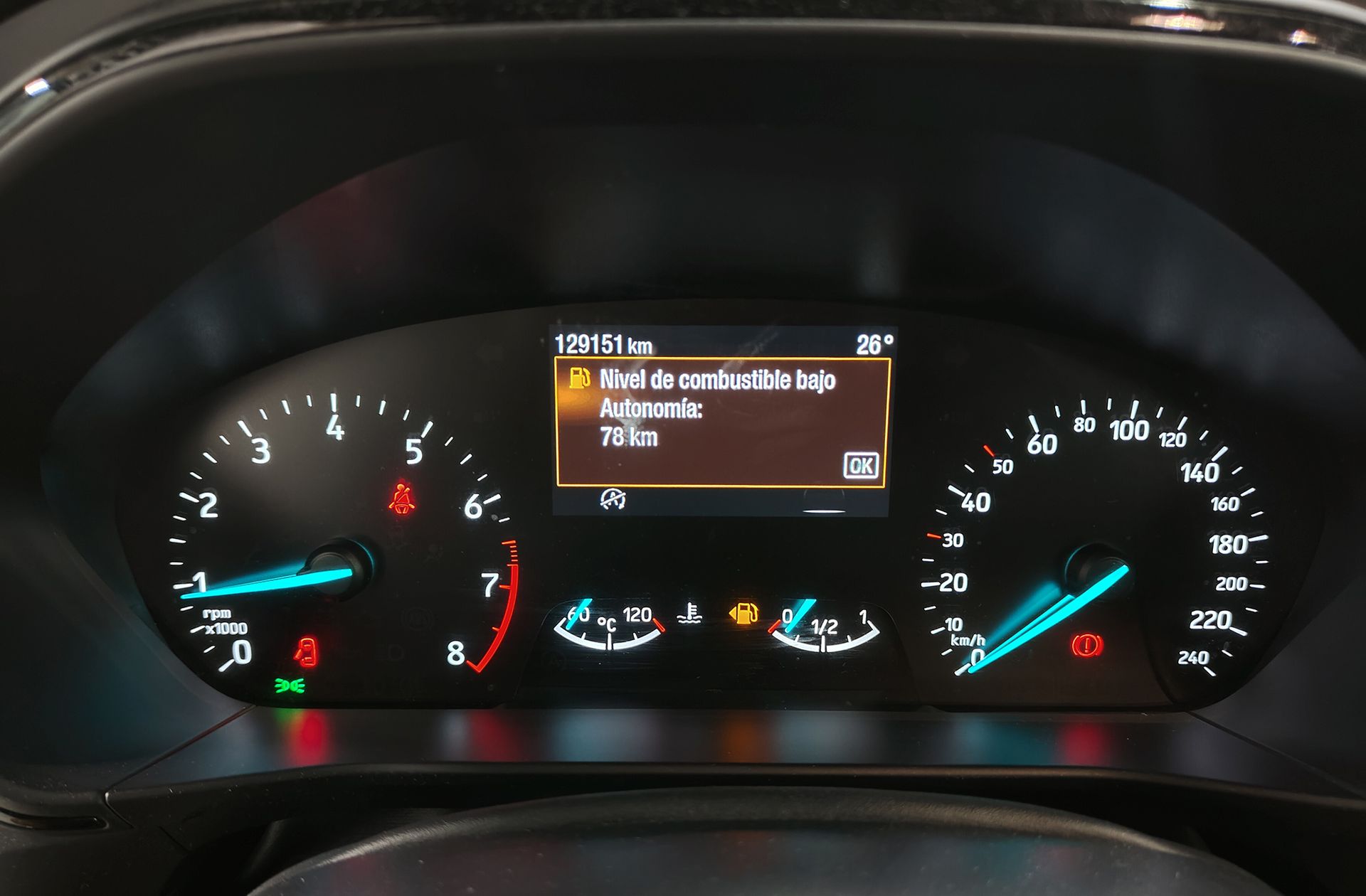 Ford Focus 1.0 EcoBoost MHEV ST-Line - foto 23