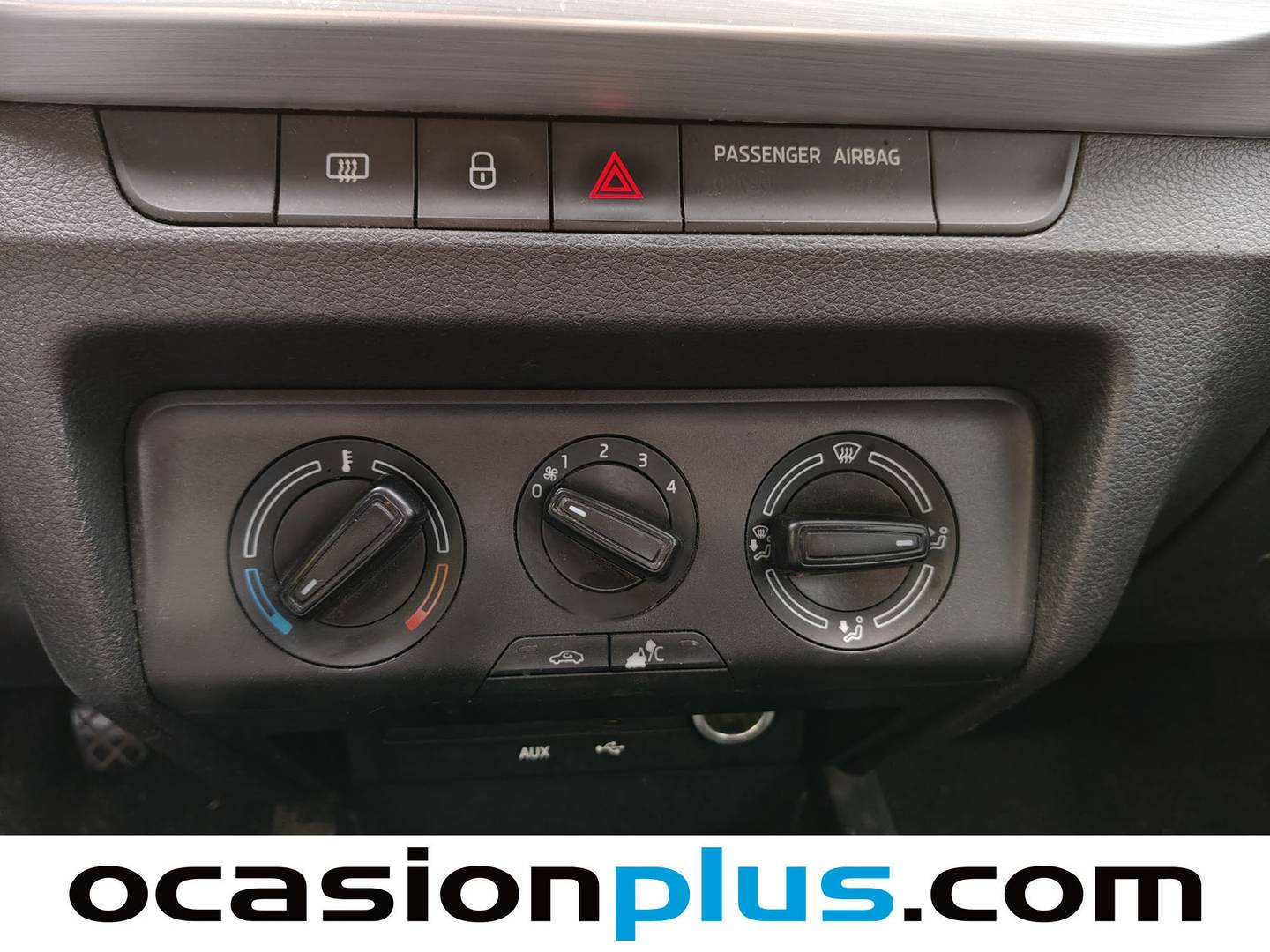 Skoda Fabia Skoda Fabia 1.0 MPI Like (75 CV) seminuevo