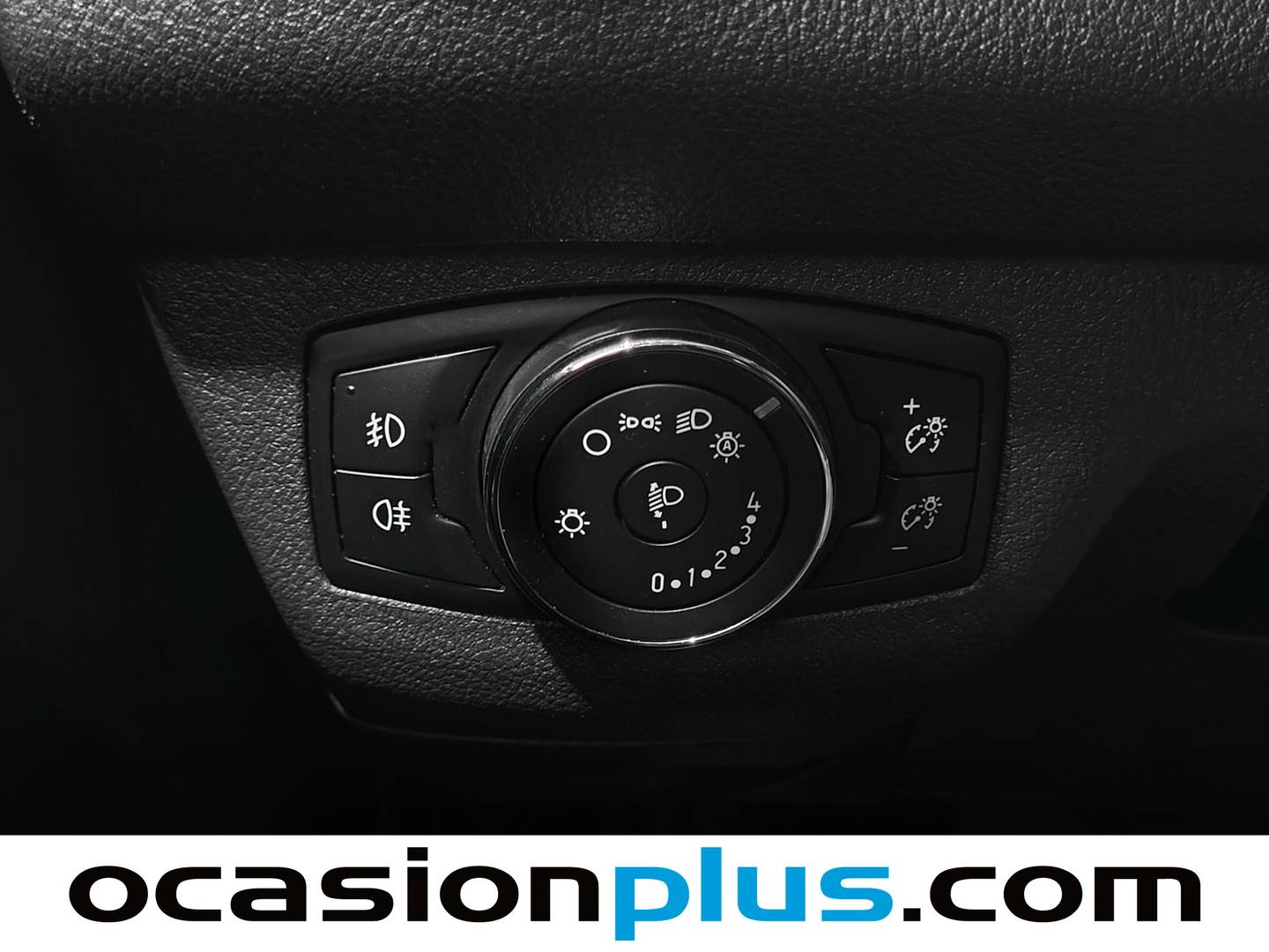 Extras y acabados del Ford Tourneo Courier Ford Tourneo Courier 1.5 TDCi Titanium (95 CV)