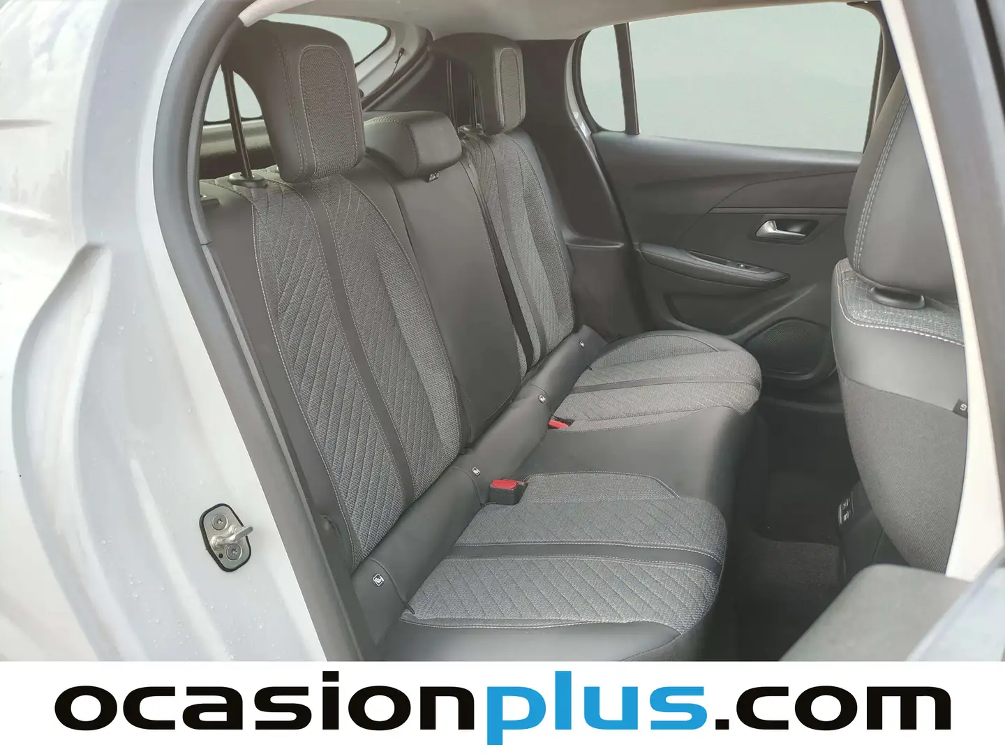 Foto Peugeot 208 Peugeot 208 PureTech 100 Allure (100 CV)