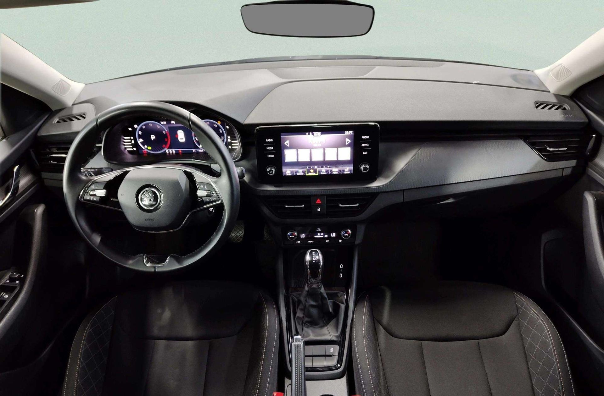 Škoda Scala 1.5 TSI Ambition DSG - foto 6
