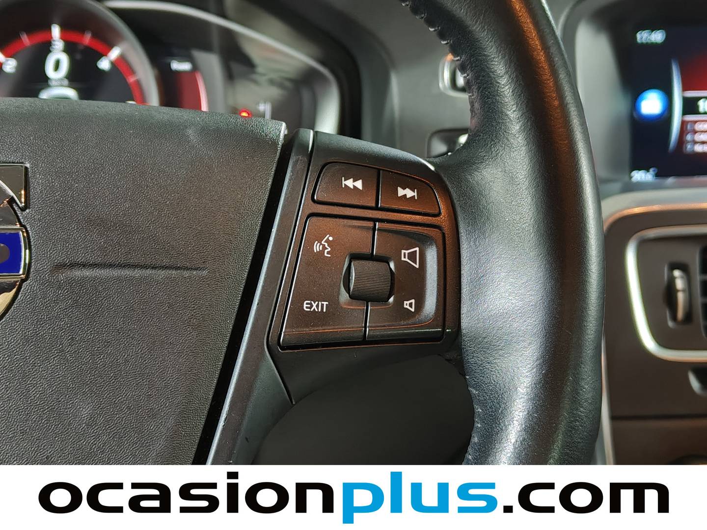 Foto Volvo V60 Cross Country Volvo V60 Cross Country Cross Country D3 Kinetic (150 CV)