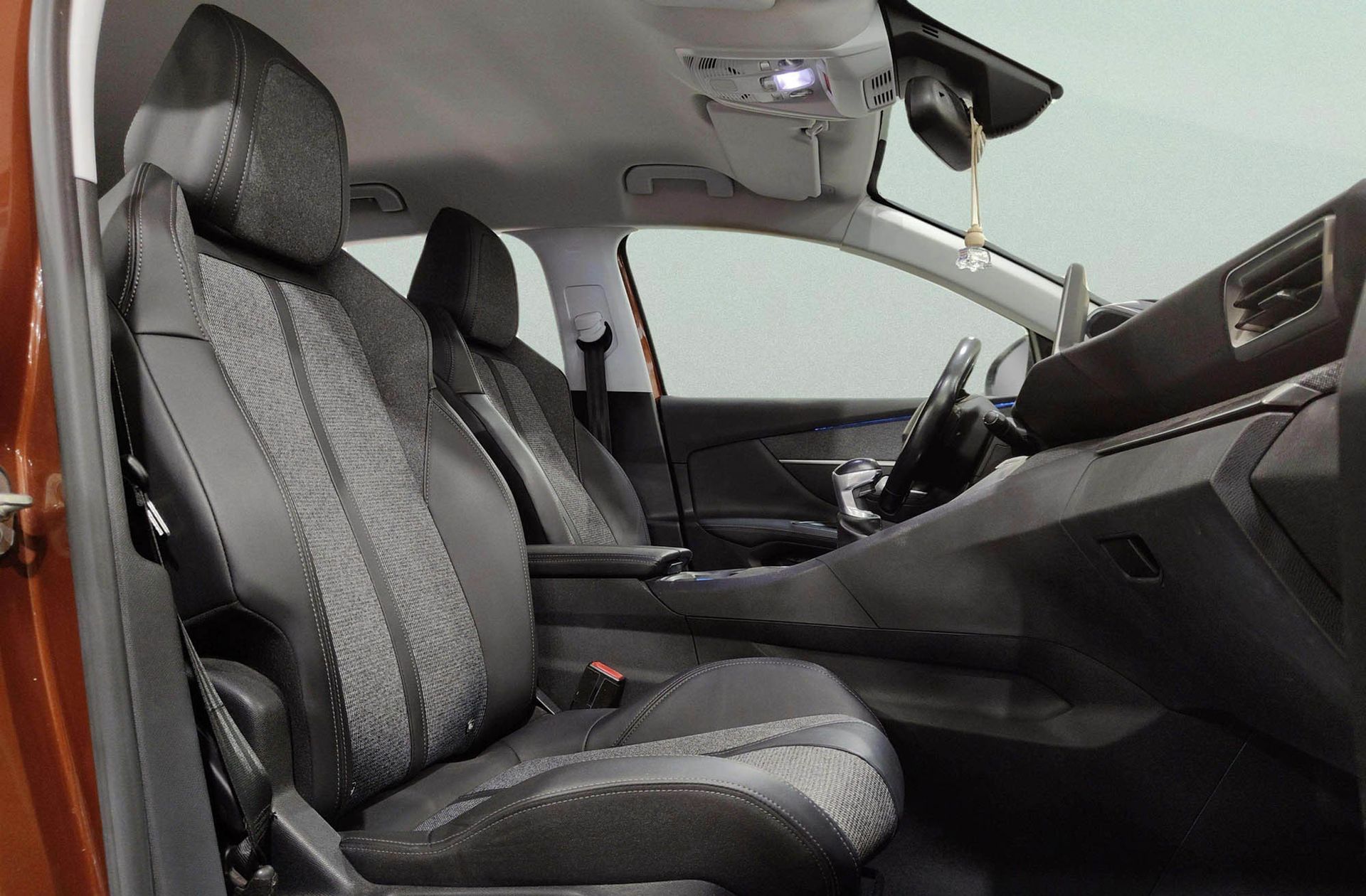 Peugeot 3008 PureTech 130 Allure - foto 18