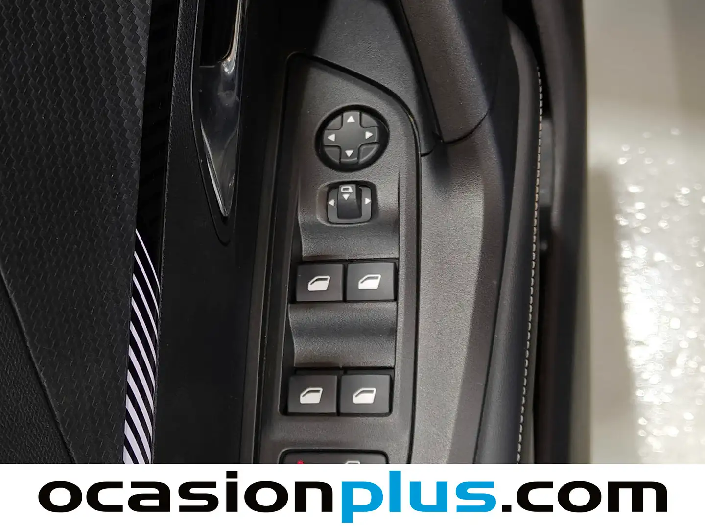 Foto Peugeot 2008 Peugeot 2008 PureTech 100 S&S Allure (100 CV)