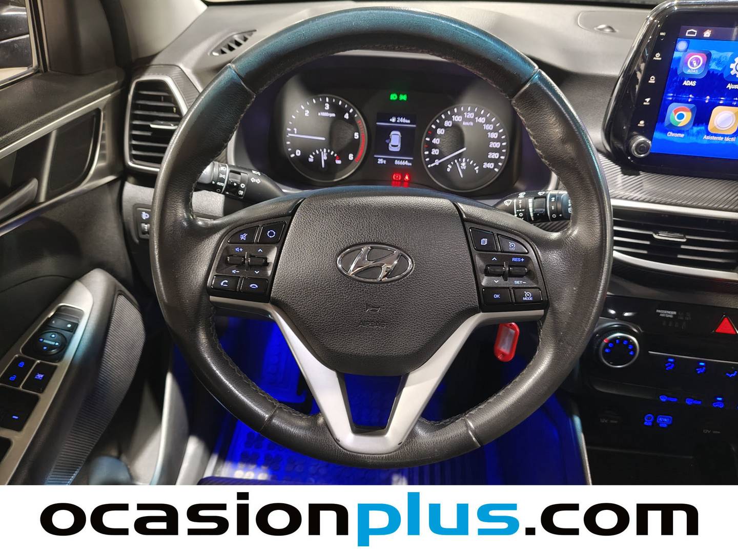 Extras y acabados del Hyundai Tucson Hyundai Tucson 1.6 CRDI Essence 4x2 (116 CV)